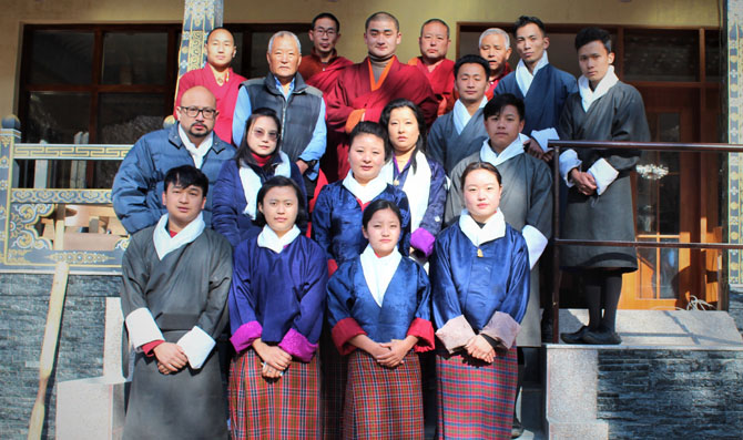 Ludrong family with HE Gyalwa Shcha Rimpoche 